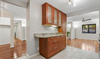 5904 MOUNT EAGLE Dr 105, Alexandria, VA 22303