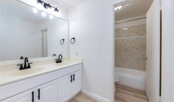 92 Aliinui Dr 18D, Kapolei, HI 96707