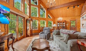 141 LONGVIEW Dr, Saylorsburg, PA 18353