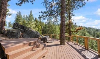 67 Little Donner Dr, Cascade, ID 83611