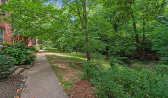 1415 S EDGEWOOD St 463, Arlington, VA 22204