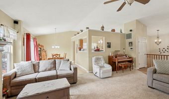 2421 Hickorywood Ct, Alexandria, KY 41001