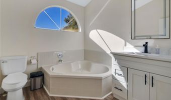 2823 BOULDER FALLS Ct, Apopka, FL 32703