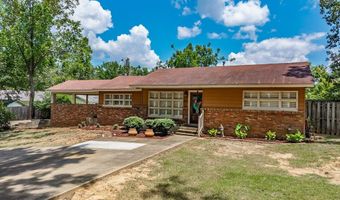 320 Westmoreland Cir, Batesville, MS 38606