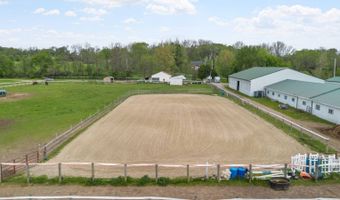 802 QUEEN ANN Rd, Amsterdam, NY 12010