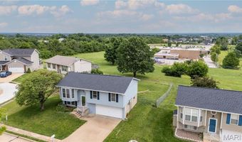 3267 Lupine Dr, Arnold, MO 63010