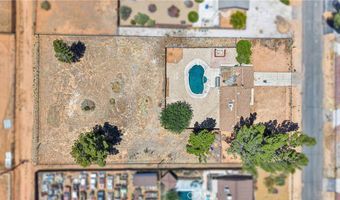 15530 Dakota Rd, Apple Valley, CA 92307