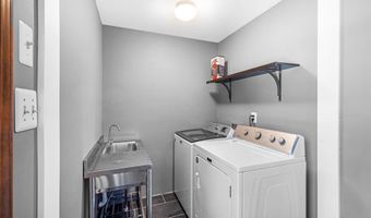 176 S Ravenwood, Hainesport, NJ 08210