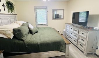 622 NE 23rd Ave, Aberdeen, SD 57401