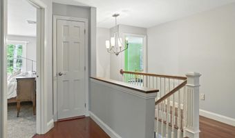 37 Magazine St, Bedford, NH 03110
