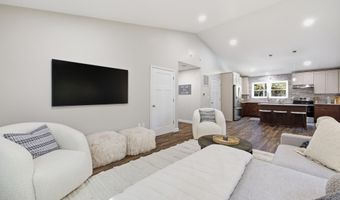 395 DELORIS Rd, Basye, VA 22810