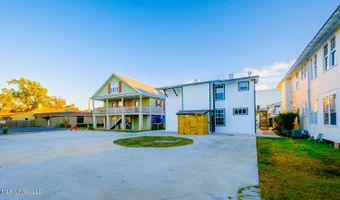 782 Water St, Biloxi, MS 39530