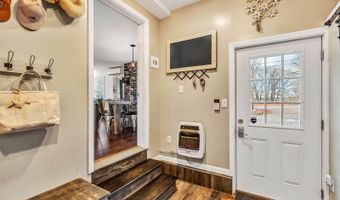 141 Kittredge Rd, Bangor, ME 04401