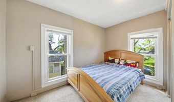 912 Greene St, Adel, IA 50003