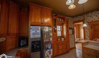 605 E Mcgregor St, Algona, IA 50511