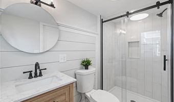 13 Carey St, Newport, RI 02840