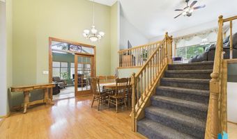605 S Palmer Dr, Brandon, SD 57005