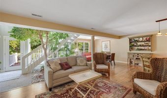 1112 Oak Borough Dr, Ballwin, MO 63021