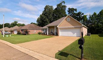 401 Old Town Cir, Brandon, MS 39042