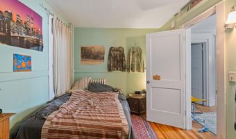 103 N Champlain St, Burlington, VT 05401