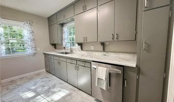 1111 Cedar St, Alexandria, MN 56308