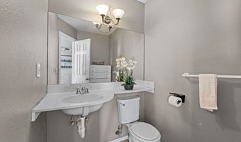 4841 CEDAR St, Astoria, OR 97103