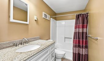 416 Ocean Ave, Beachwood, NJ 08722