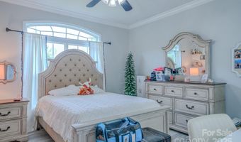 27 Garland Ball Dr, Alexander, NC 28701