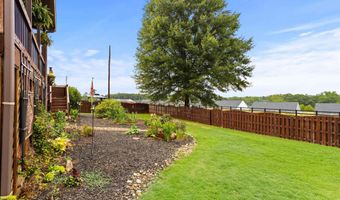 314 War Emblem Dr, Boiling Springs, SC 29316
