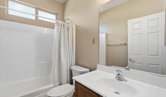 3220 E GLENEAGLE Dr, Chandler, AZ 85249
