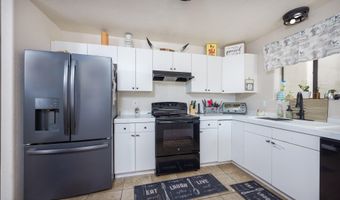 327 S Pima Ln, Benson, AZ 85602