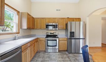 7819 Shannon Lakes Way, Indianapolis, IN 46217