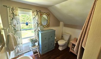 187 Dye Hill Rd, Hopkinton, RI 02832