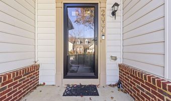 2004 GOLDEN MORNING Dr 30, Bowie, MD 20721