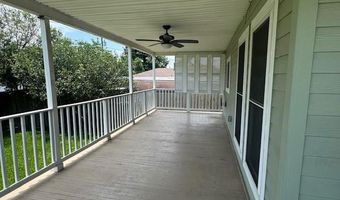 304 PARISH Dr, Arabi, LA 70032