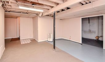 3187 Plymouth Rd, Ann Arbor, MI 48105