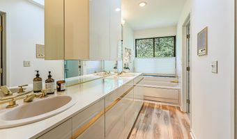22 Haverhill Ct, Ann Arbor, MI 48105