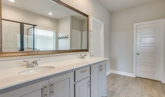 417 Windstream Dr, Aledo, TX 76008