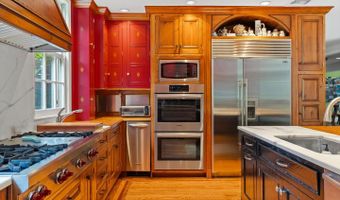 790 BRUSHTOWN Rd, Ambler, PA 19002