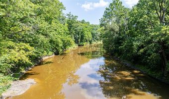 602 E River View Dr, Austinburg, OH 44010