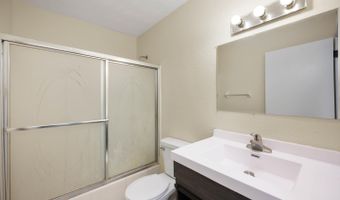 1893 E Downey Ln, Albany, IN 47320