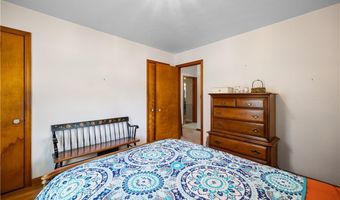 167 S Leavitt Rd, Amherst, OH 44001