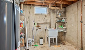 921 25th St W, Billings, MT 59102