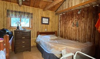 8002 HOLLY Ln, Alvin, WI 54542