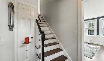 21 Don Ave, East Providence, RI 02916