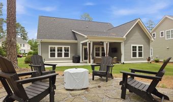 530 Legacy Lakes Way, Aberdeen, NC 28315