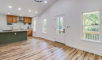 11014 Gannet St, Bay St. Louis, MS 39520