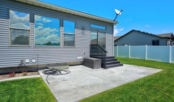 1561 Petersburg Dr, Chubbuck, ID 83202