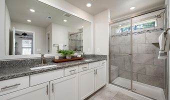 12455 SEA OAKS Ln 4, Berlin, MD 21811
