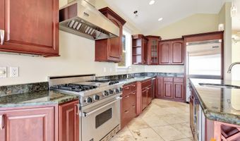 16905 Olena Pointe Cir, Anchorage, AK 99516